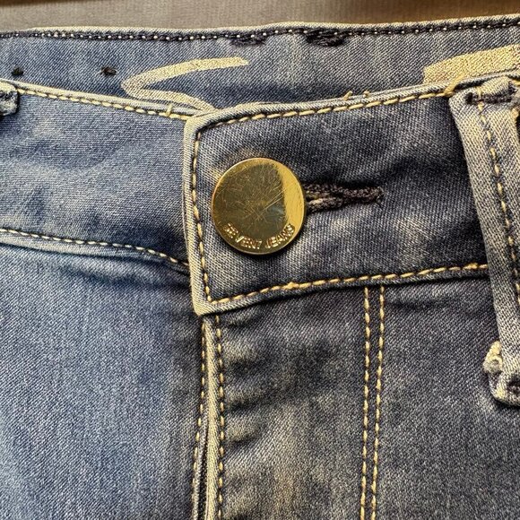 Seven7 High Rise Ankle Skinny Jeans | Size 10 | Embroidered 7 Back Pockets - Picture 4 of 12